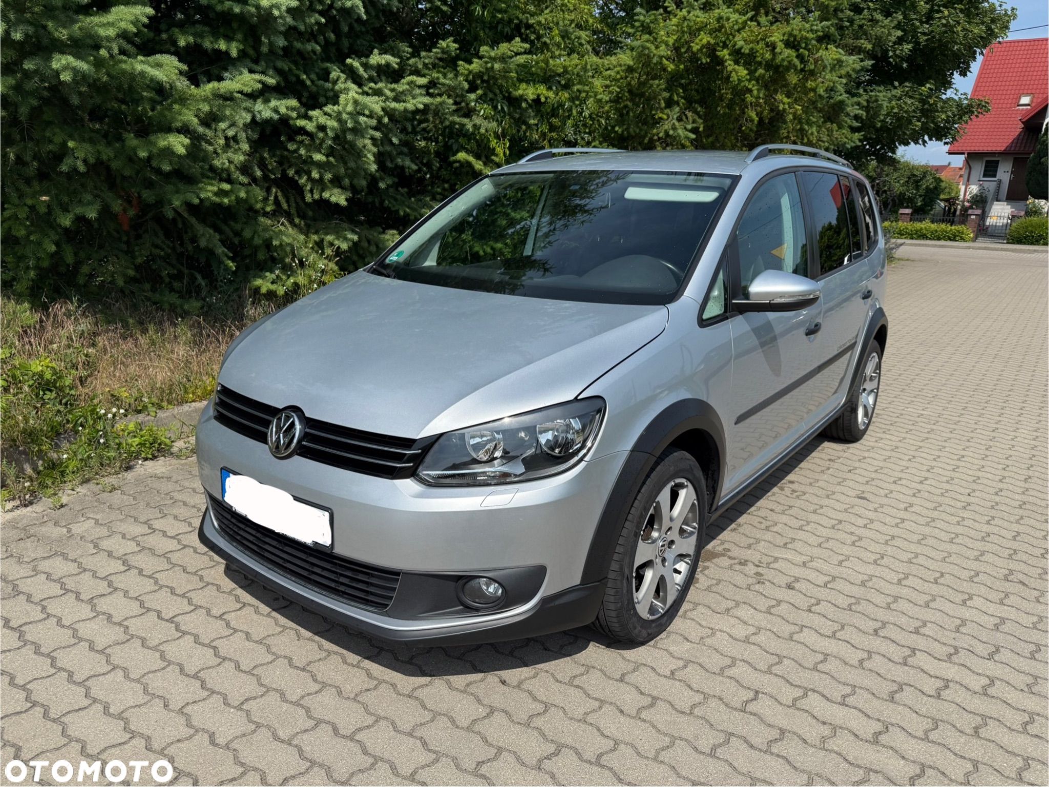 Volkswagen Touran 2.0 TDI DPF Cross - 1