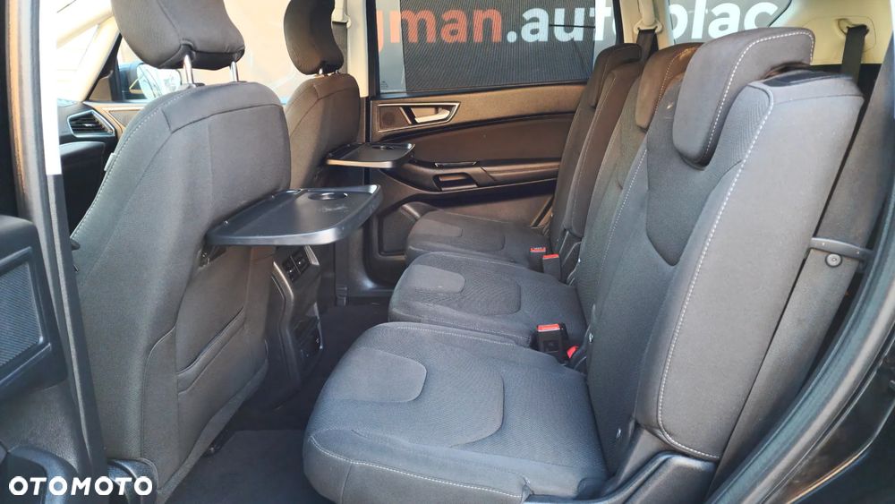 Ford S-Max - 13