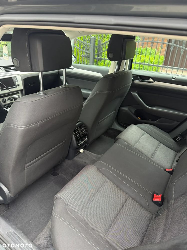 Volkswagen Passat 2.0 TDI BMT Comfortline DSG - 5