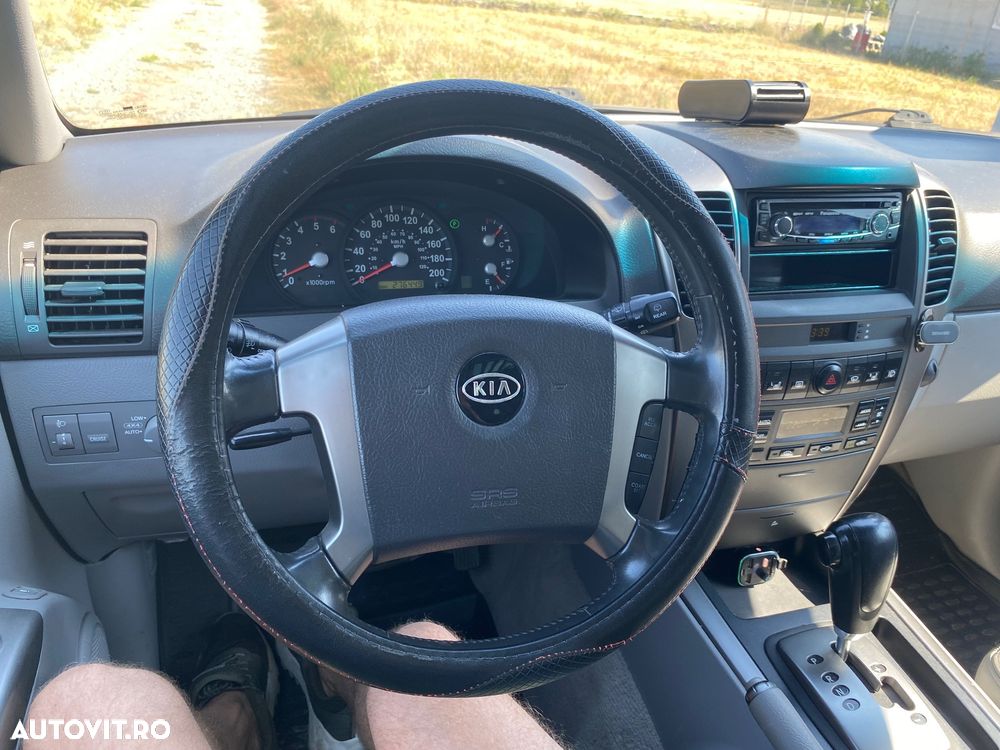 Kia Sorento - 9