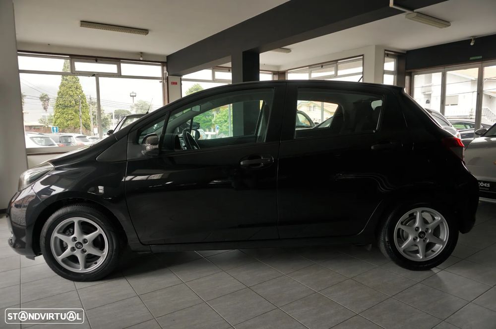 Toyota Yaris 1.0 VVT-i Comfort+AC - 4