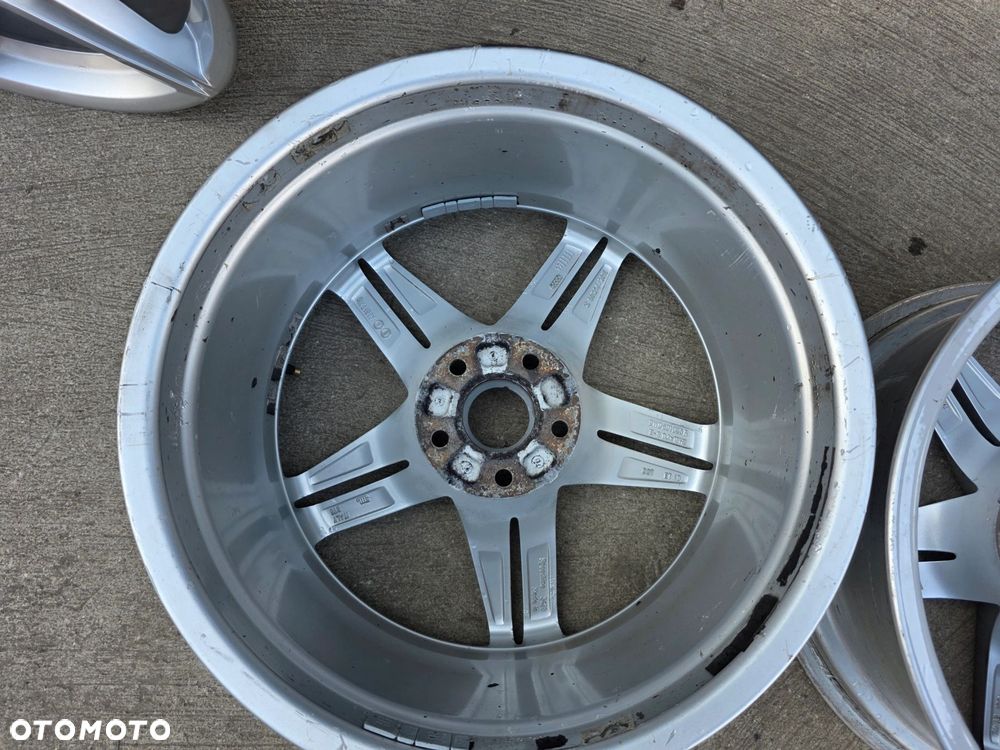 FELGA FELGI KOMPLET VW SKODA AUDI A4 B9 A5 8W 8.0J R18 ET40 8W0601025R 8/26 - 12