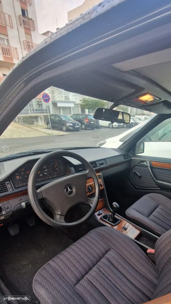 Mercedes-Benz 200 ver-d - 2