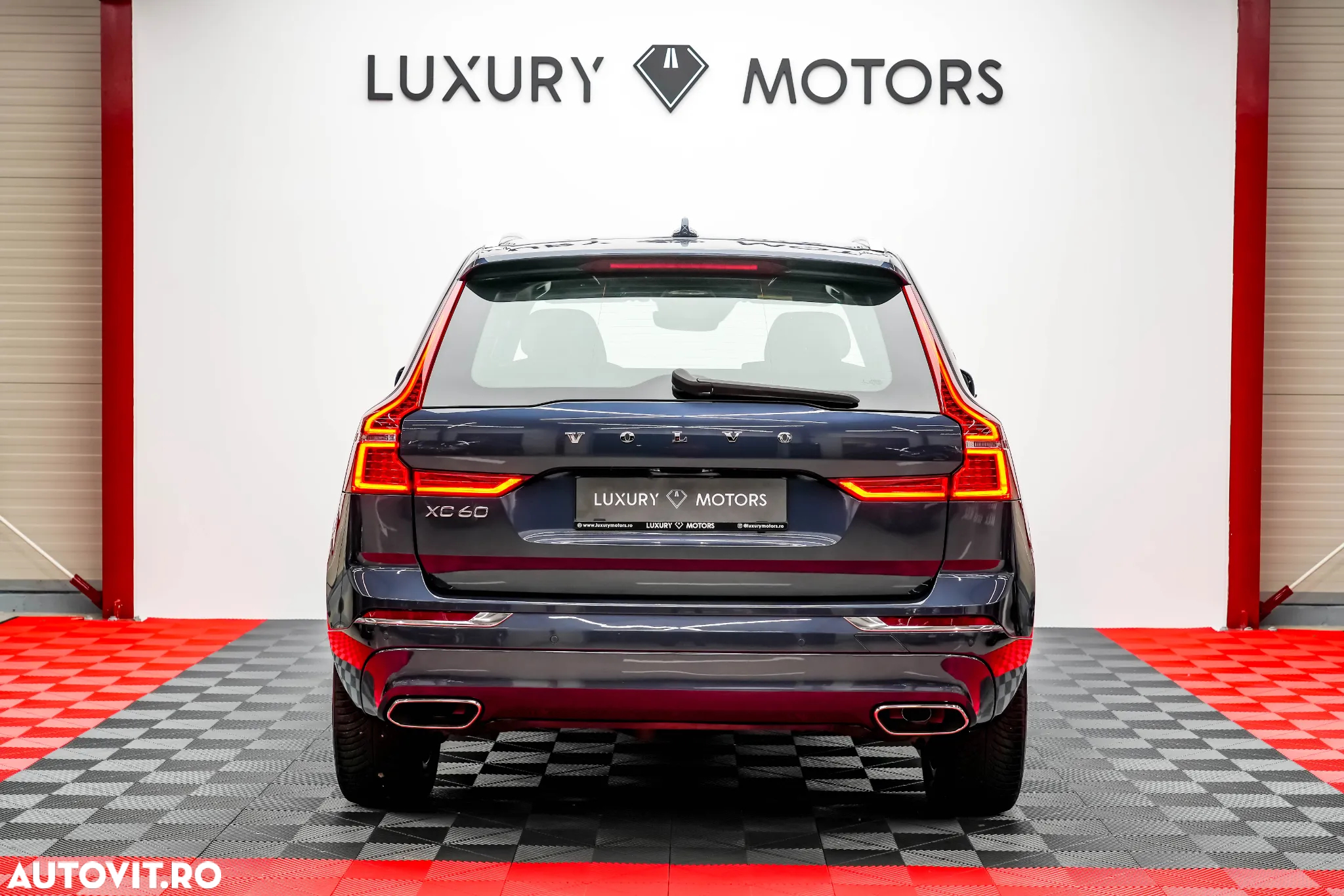 Volvo XC 60 B4 MHEV AT8 AWD Inscription - 13