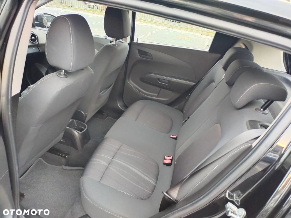 Chevrolet Aveo 1.4 16V LS - 9