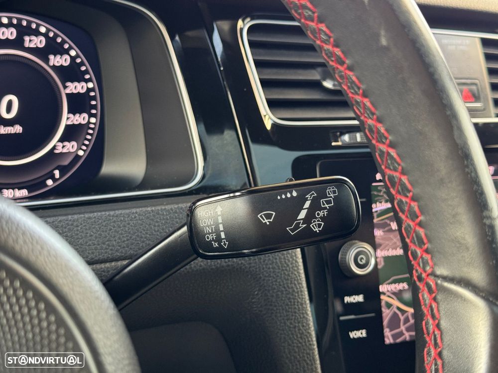 VW Golf 2.0 TSI GTI DSG Performance - 26
