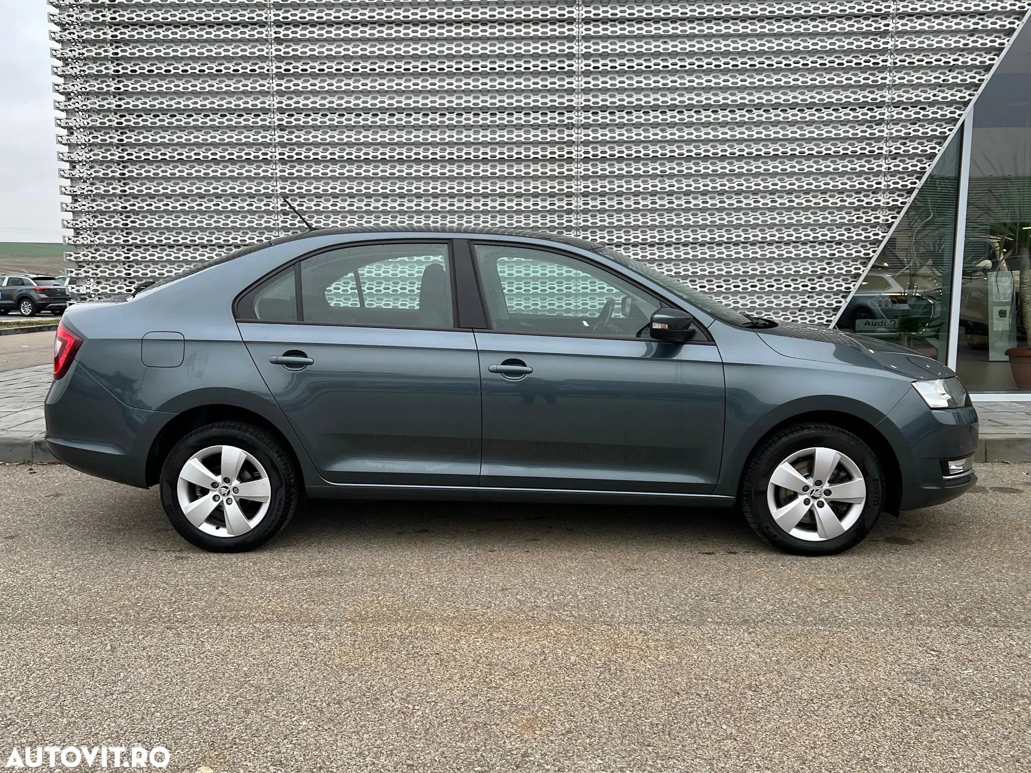 Skoda RAPID 1.0 TSI DSG Style - 3