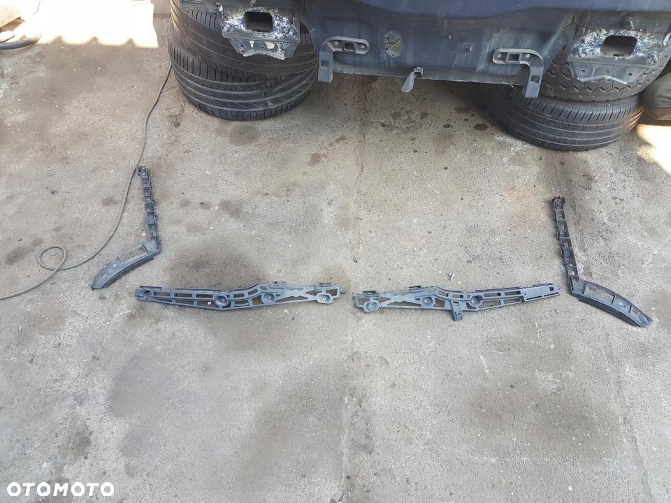 Ślizgi zderzaka opel insignia