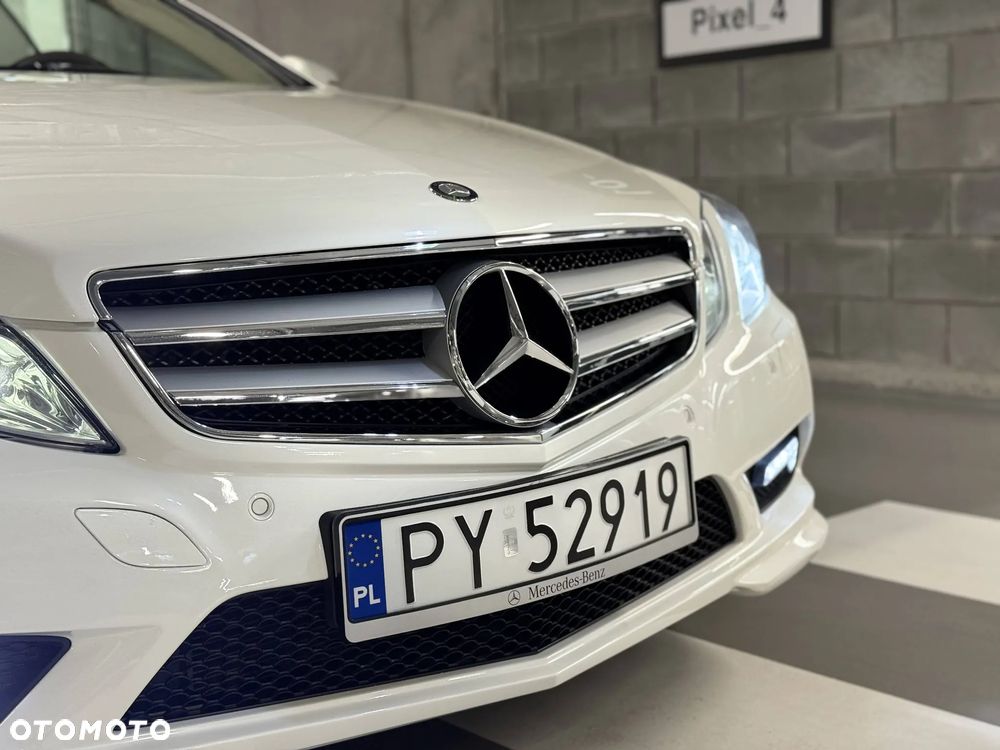 Mercedes-Benz Klasa E 500 BlueEFFICIENCY 7G-TRONIC Elegance - 11