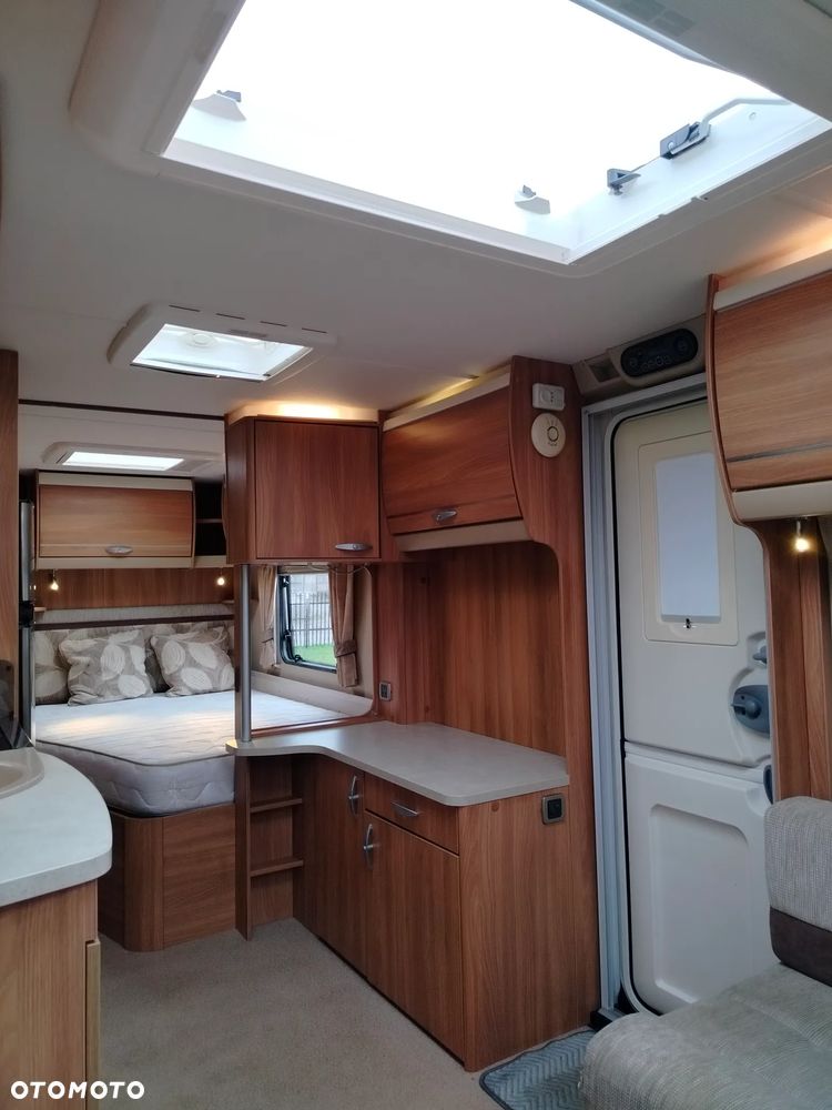 SWIFT Conqueror 630 - 12