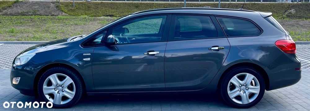 Opel Astra 1.7 CDTI DPF Cosmo - 8