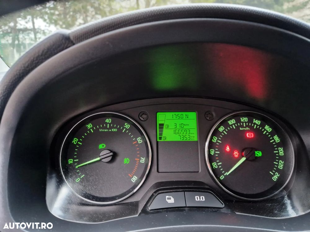 Skoda Fabia 1.2 TSI Combi DSG Ambition - 1