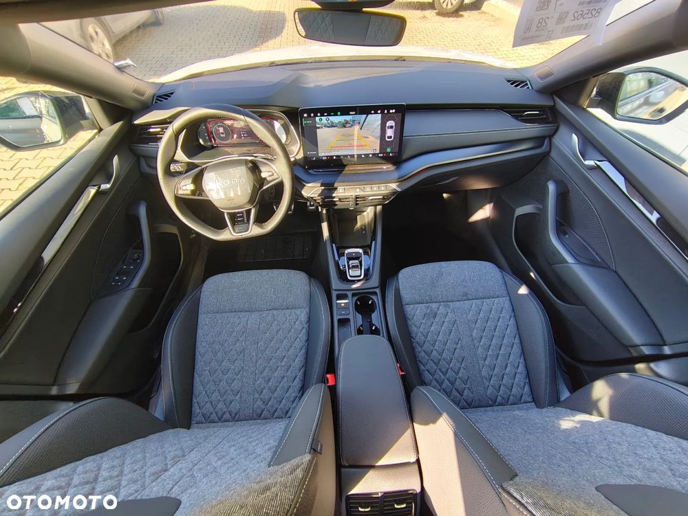 Skoda Kamiq 1.0 TSI Selection DSG - 19