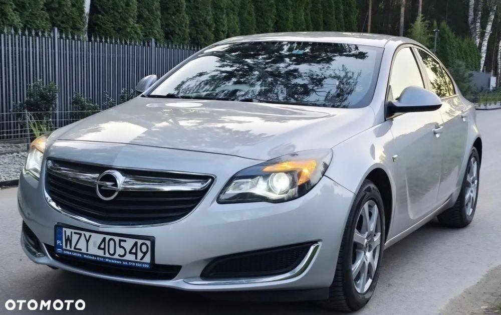 Opel Insignia 1.8 - 40