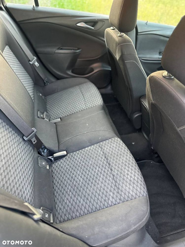 Opel Astra 1.4 Turbo Edition - 12