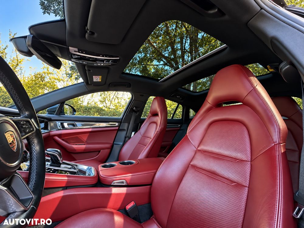 Porsche Panamera - 8
