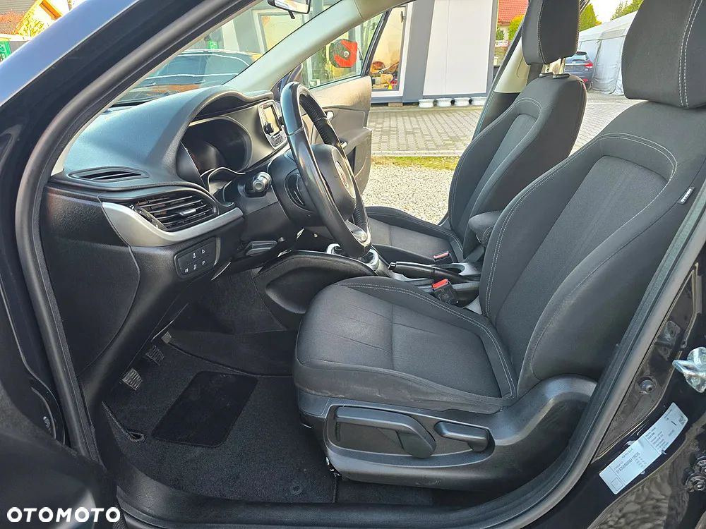 Fiat Tipo Kombi 1.4 16V Easy - 14