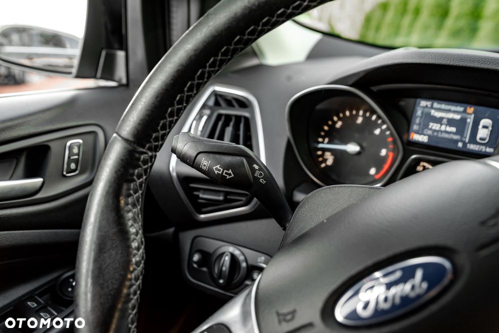 Ford Kuga 2.0 TDCi 4WD Trend - 27
