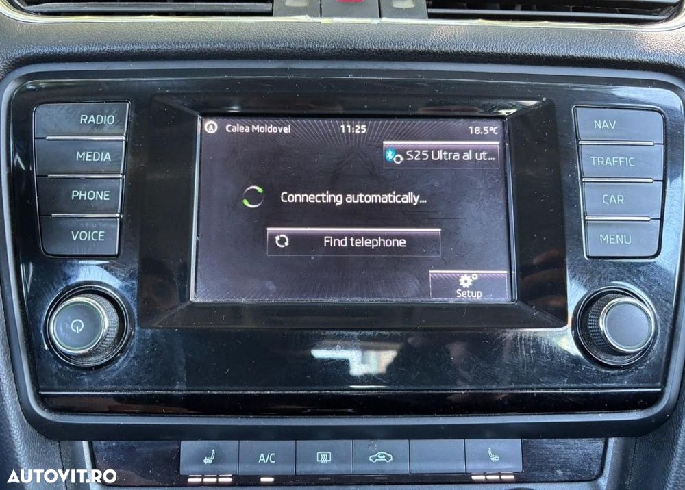 Skoda Octavia 1.6 TDI AMBITION - 10