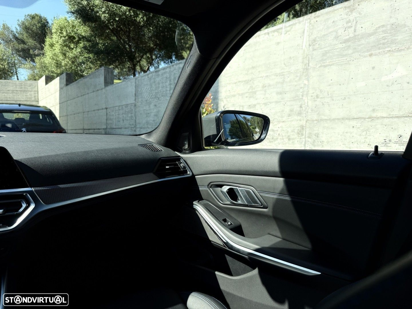 BMW 330 e Pack M Auto - 26