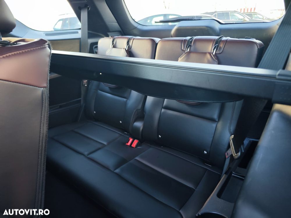 Ford Explorer 3.0 PHEV Platinum - 16