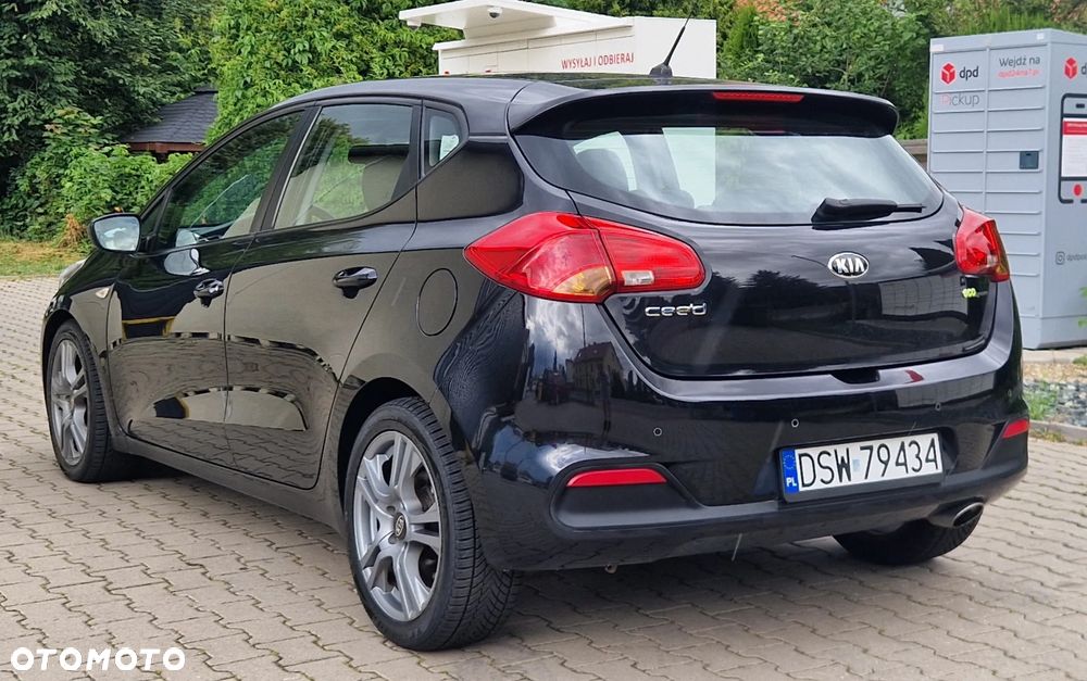 Kia Ceed 1.6 CRDi Spirit - 4