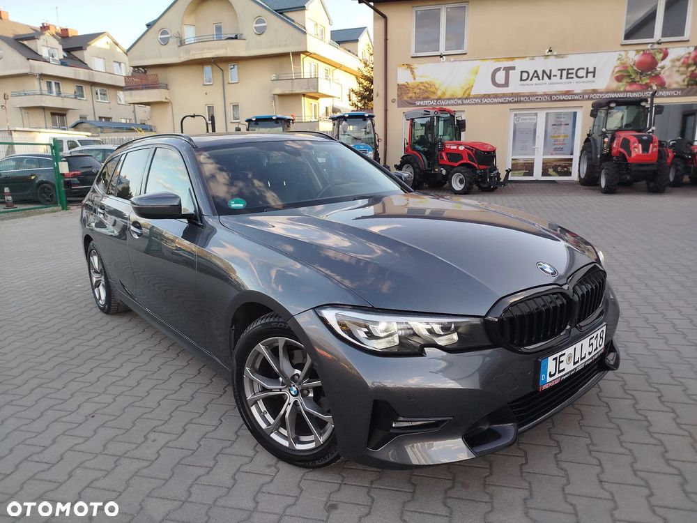BMW Seria 3 318d Sport Line - 4