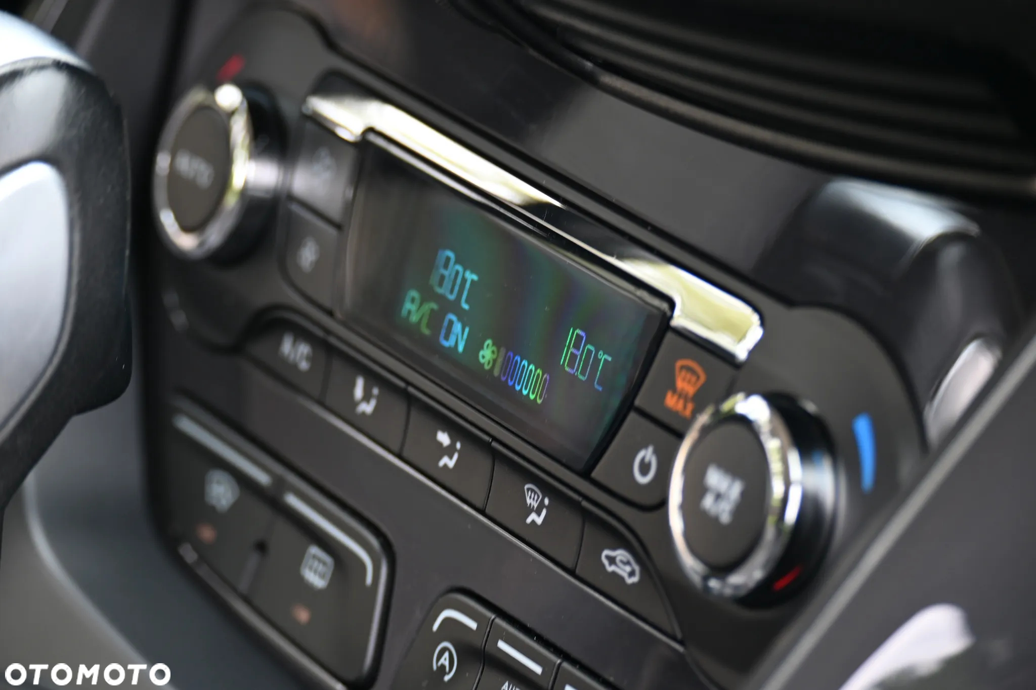 Ford Kuga 2.0 TDCi 4x4 Individual - 29