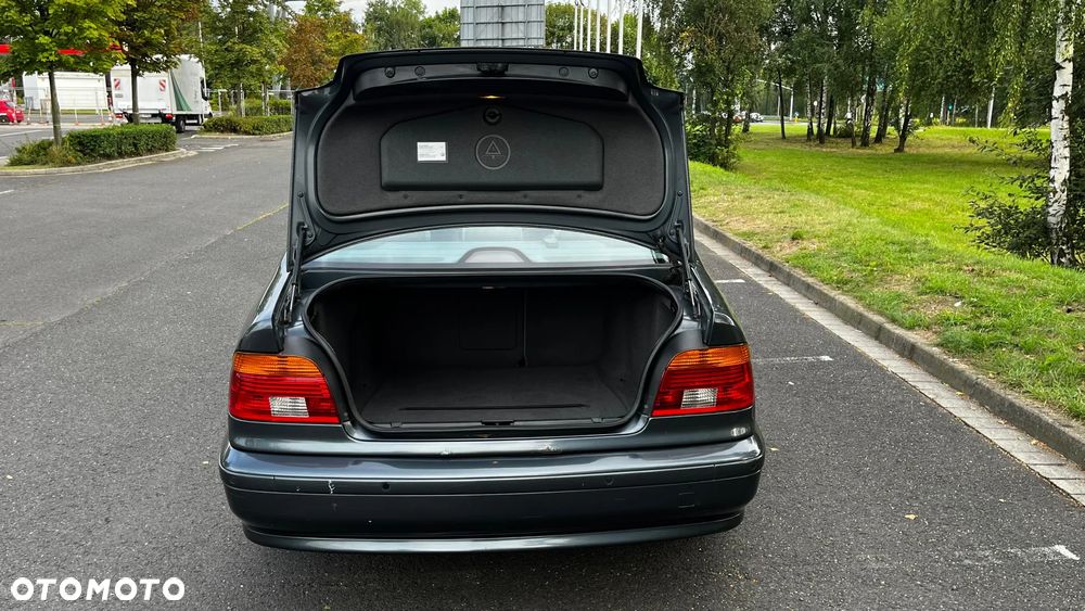 BMW Seria 5 525i - 5