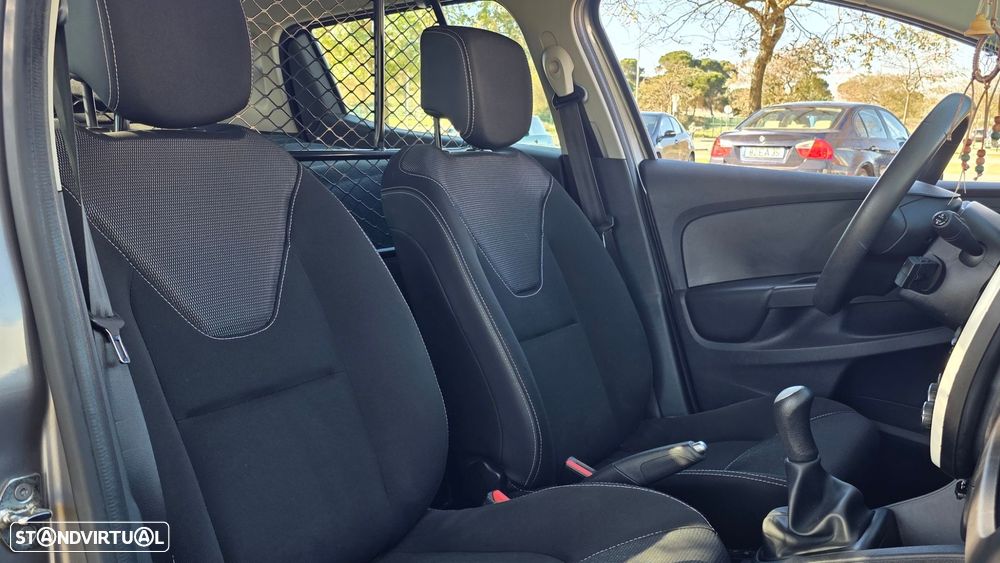 Renault Clio 1.5 dCi Zen - 17