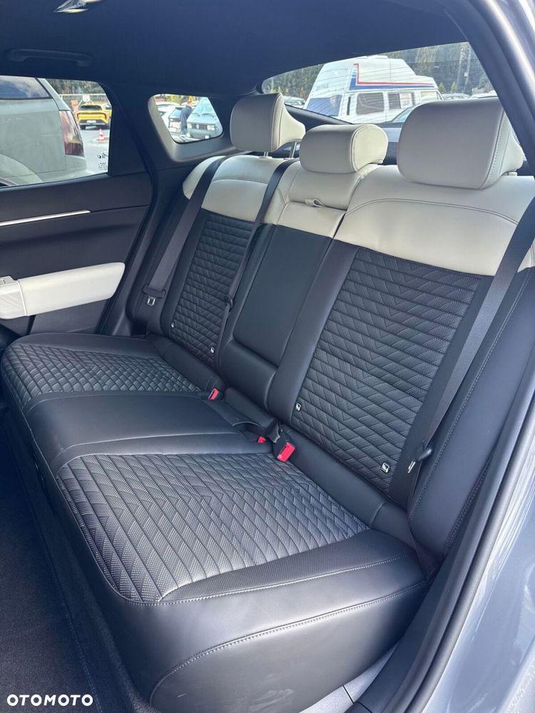 Kia EV4 81.4kWh GT-Line - 33