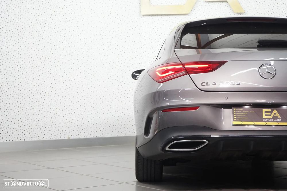 Mercedes-Benz CLA 250 e AMG Line - 7