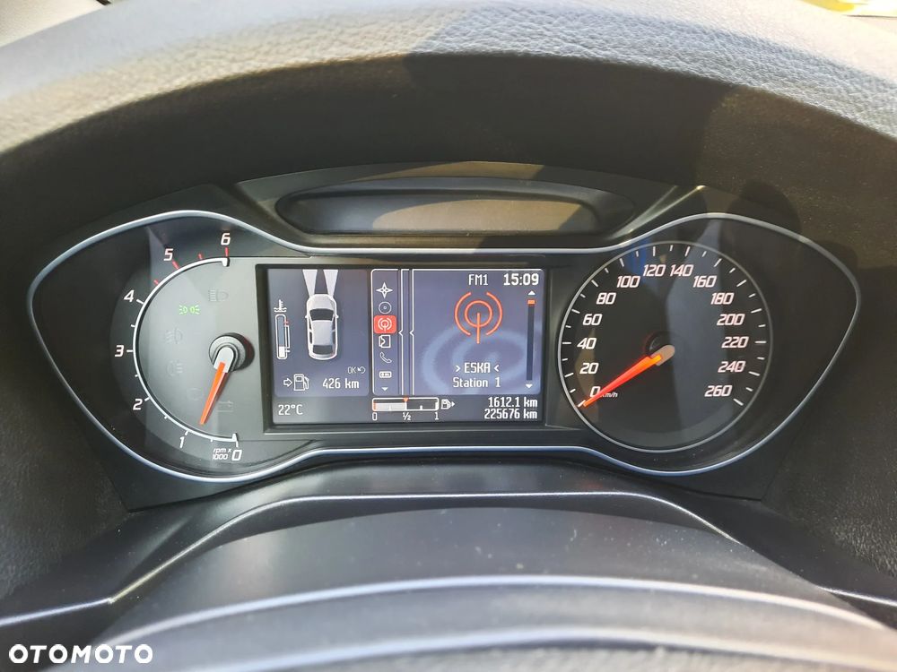 Ford S-Max 2.0 TDCi DPF Champions Edition - 27