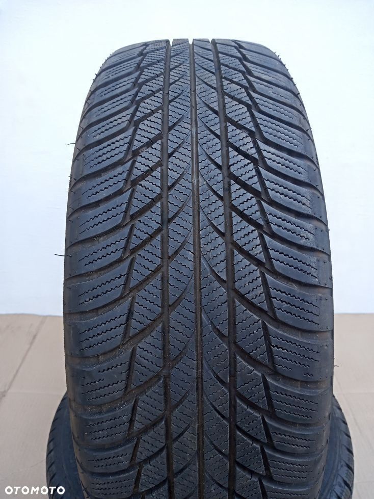 OPONA 205/60/17 93H BRIDGESTONE BLIZZAK LM001 - 2