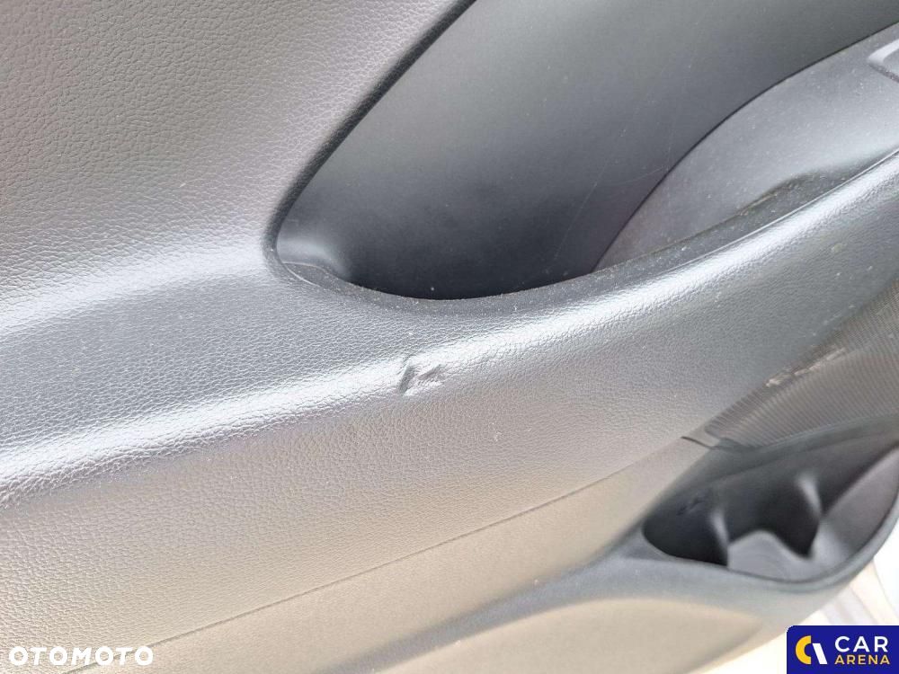 Hyundai i30 1.5 DPI Classic + - 10