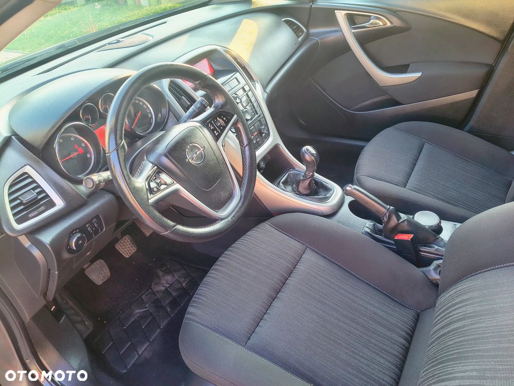 Opel Astra - 10