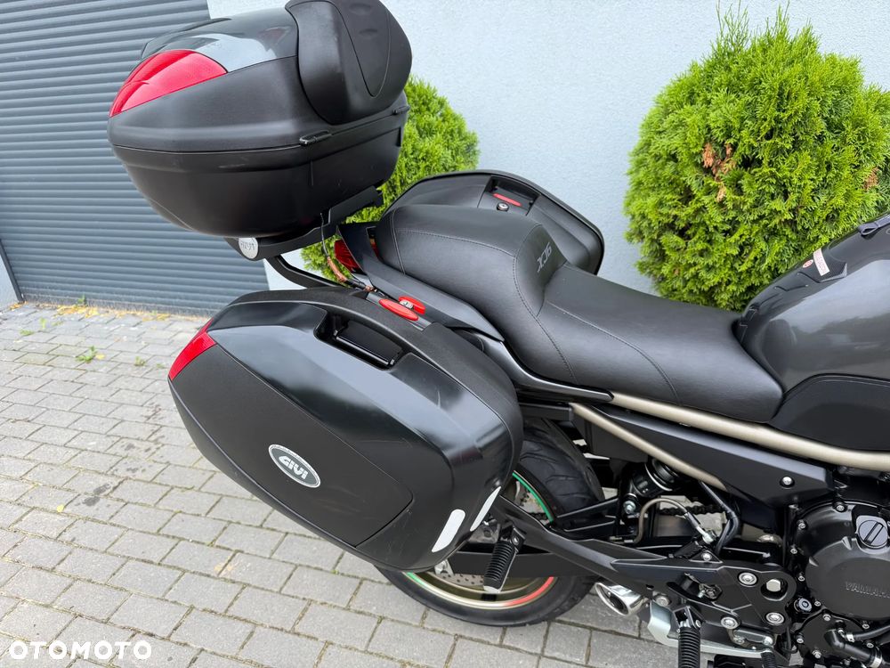 Yamaha XJ - 18