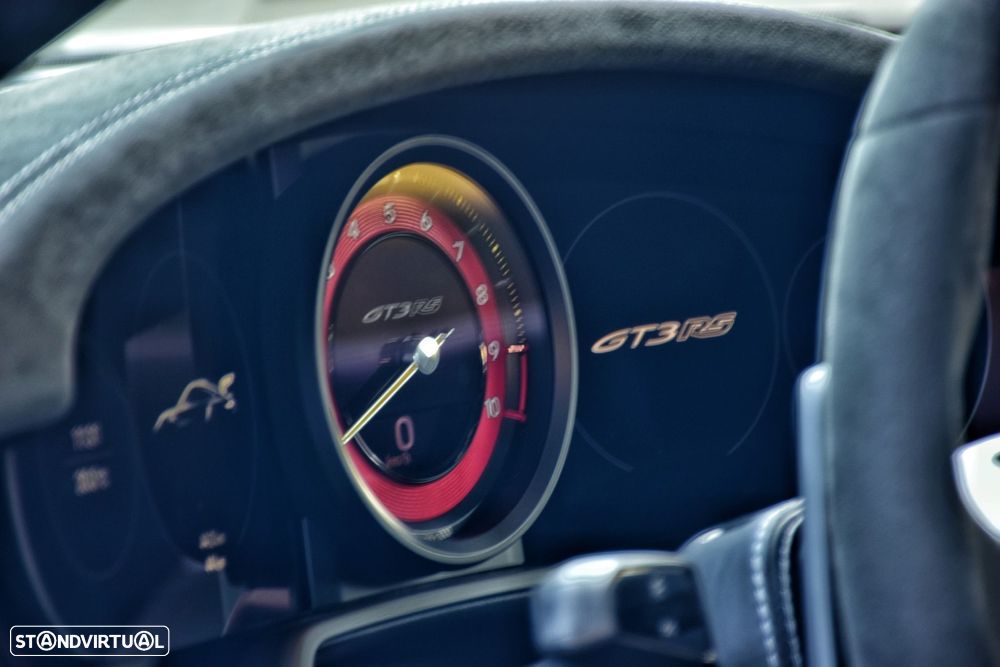 Porsche 911 (992) - 30