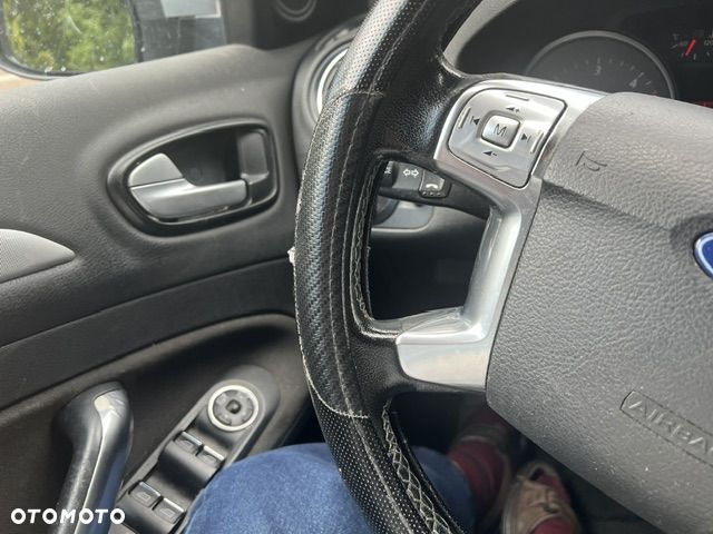Ford Mondeo 2.0 TDCi Ambiente - 10