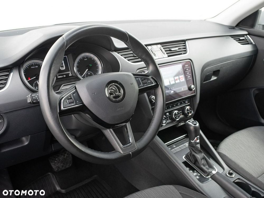 Skoda Octavia 2.0 TSI DSG Style - 7