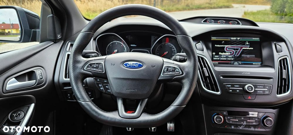 Ford Focus 2.0 TDCi ST-2 - 17