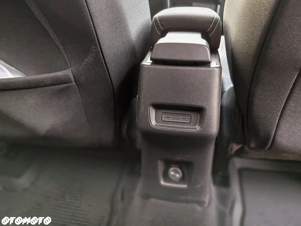 Opel Frontera - 16