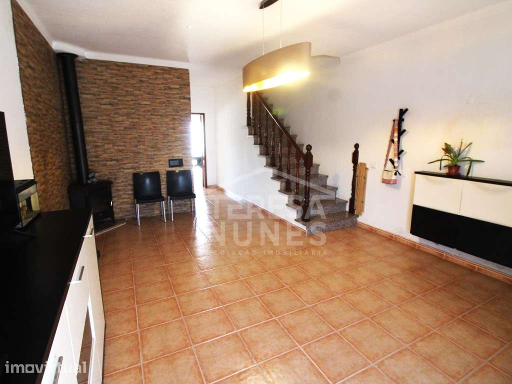 MORADIA EM BANDA V3 - QUINTA DO CONDE - Grande imagem: 2/22
