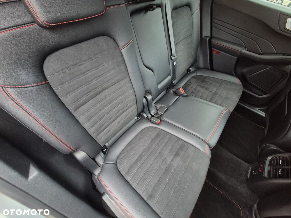 Ford Kuga 1.5 EcoBoost ST-LINE - 18