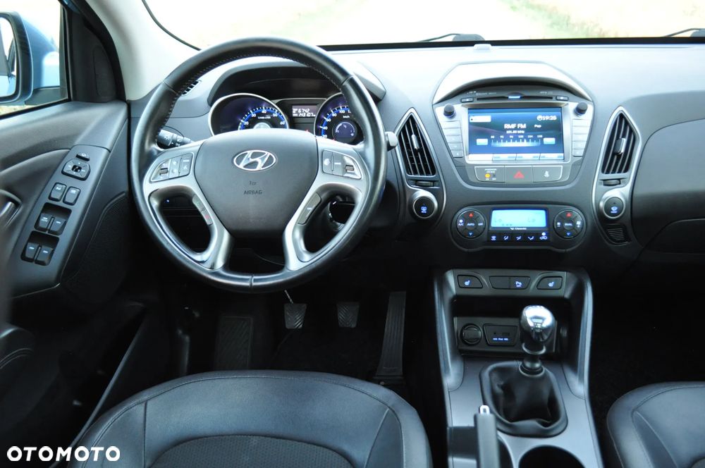Hyundai ix35 1.6 2WD UEFA EURO 2012 Edition - 13
