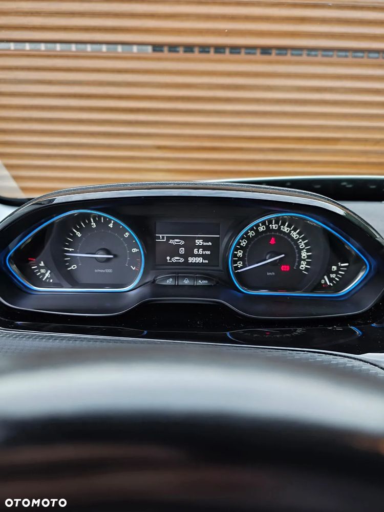 Peugeot 2008 PureTech 82 Allure - 21