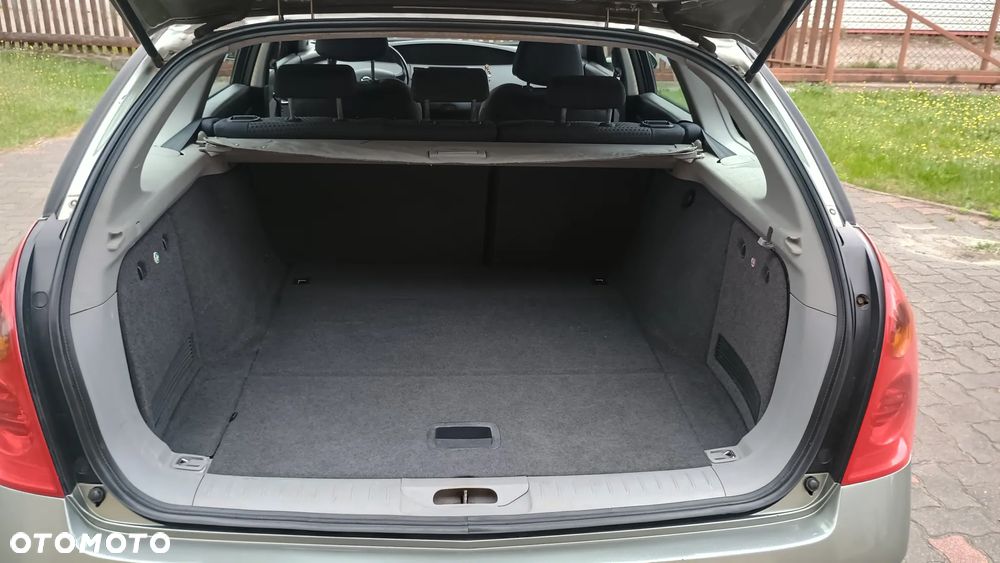 Nissan Primera - 8