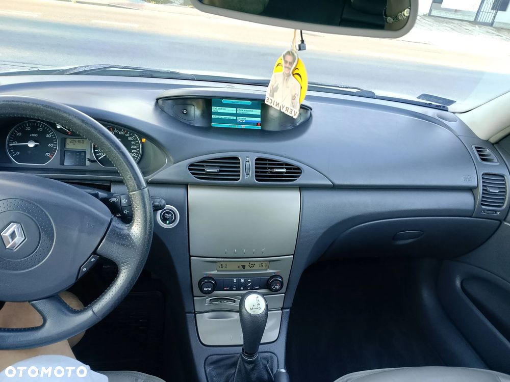 Renault Laguna 2.0 Privilege - 20
