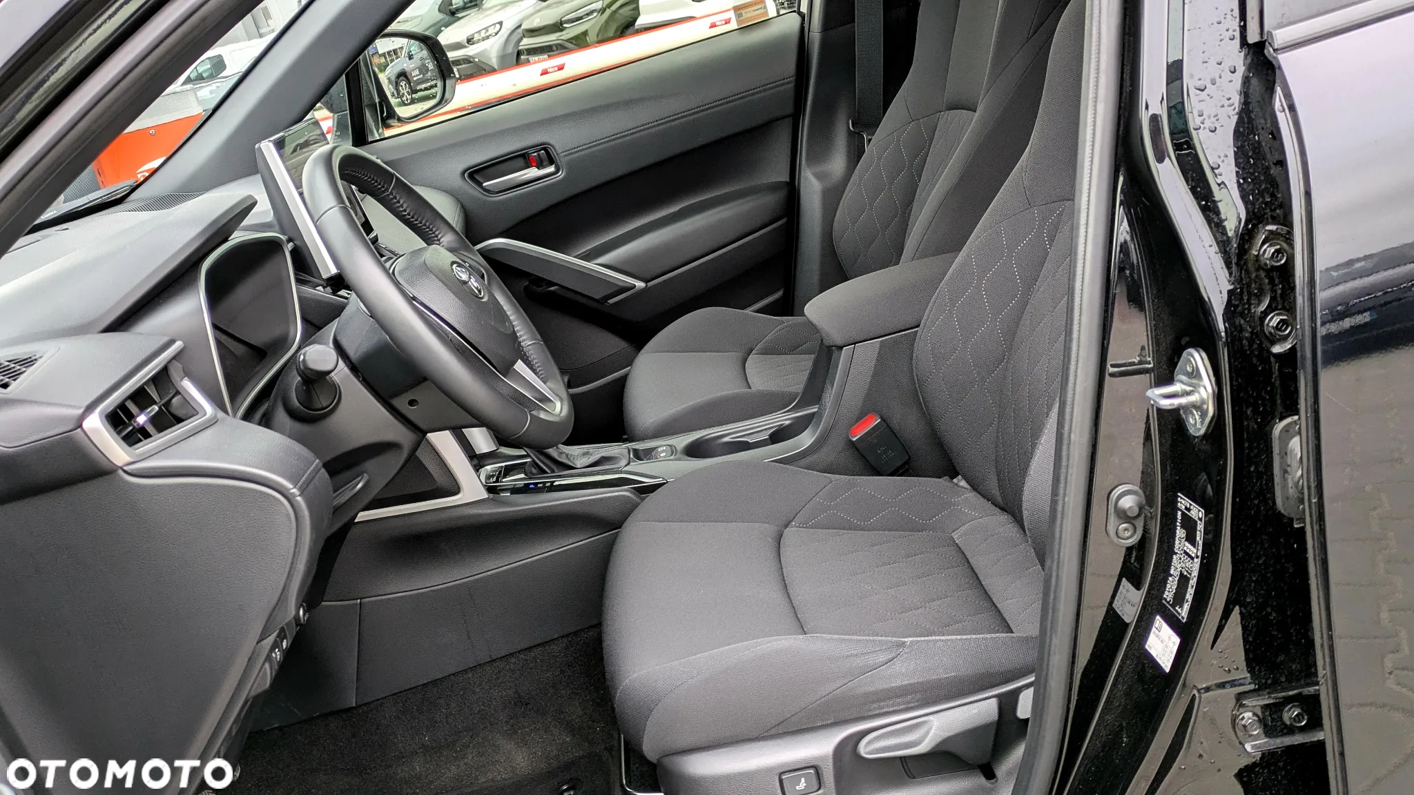Toyota Corolla Cross - 8