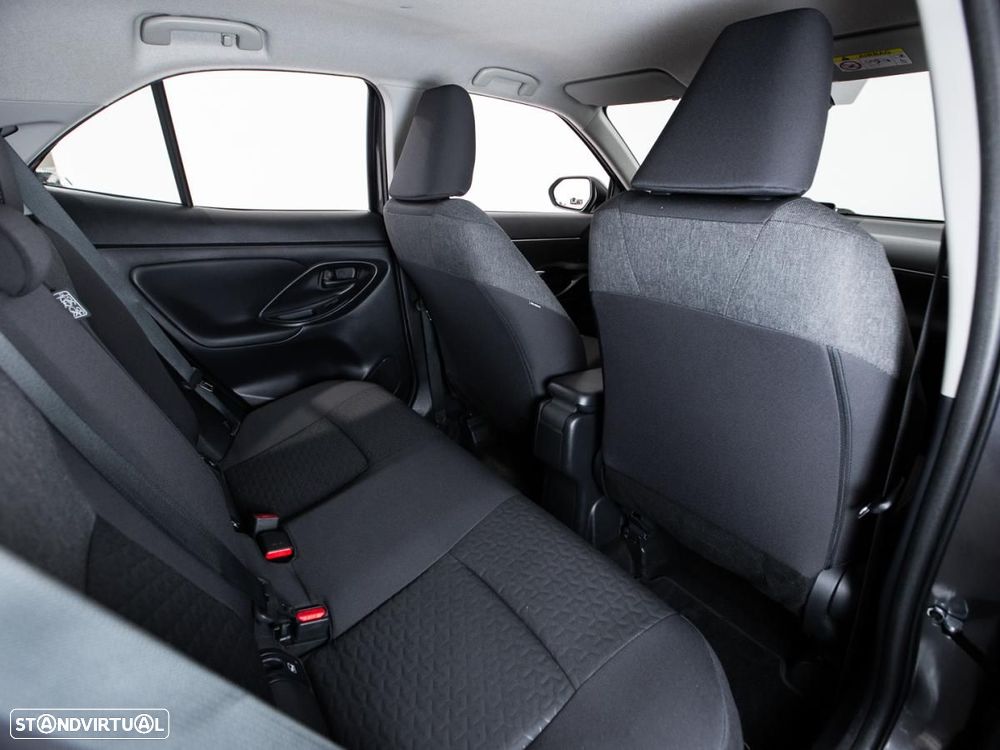 Toyota Yaris Cross 1.5 HDF Comfort Plus - 11